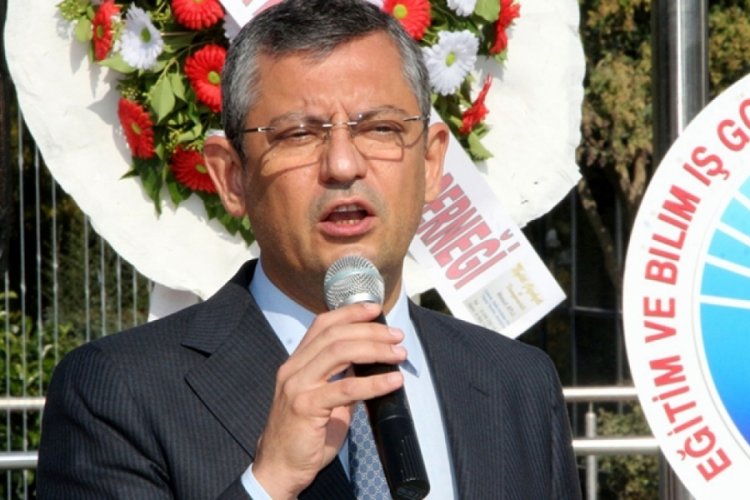 CHP'li &Ouml;zel: Cumhuriyet demek &uuml;mmet yerine milleti esas almak