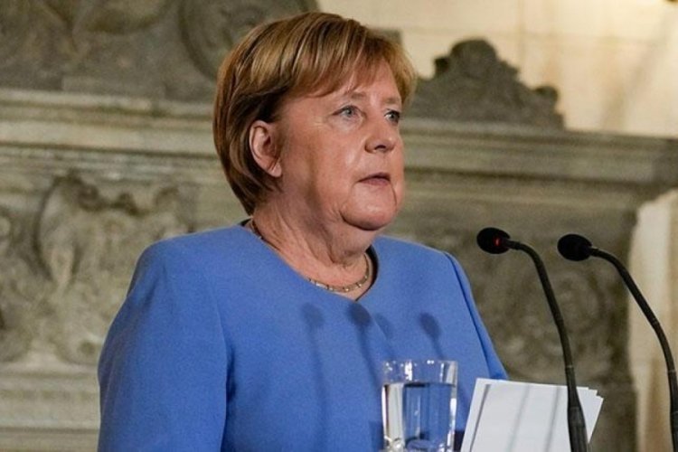 Merkel'den 'g&ouml;&ccedil; sorunu' mesajı: T&uuml;rkiye desteklenmelidir