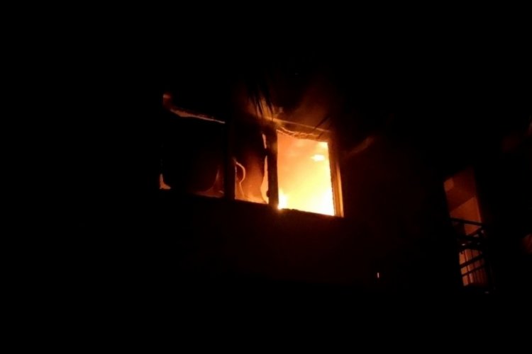 Aydın'da bir ev yandı, 1 kişi dumandan etkilendi