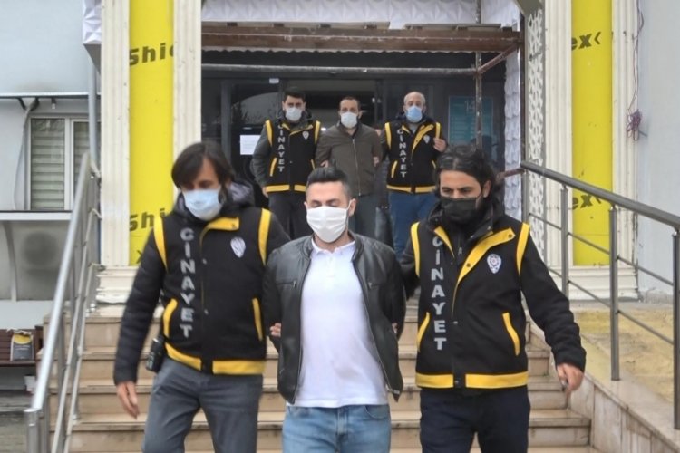 Bursa'da tutuklu sanık koronavir&uuml;s olunca mahkeme karar veremedi