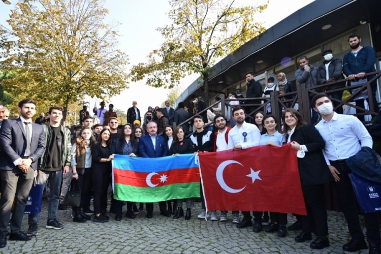 TBMM Başkanı Şentop, Bursa'daki misafir &ouml;ğrencilerle buluştu