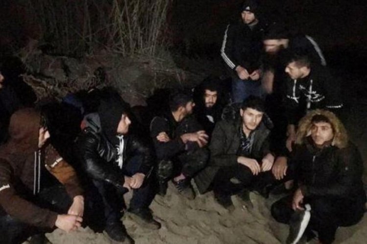 15 ka&ccedil;ak g&ouml;&ccedil;men sazlıkta yakalandı