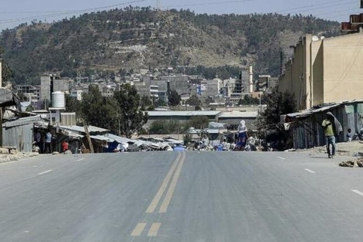 Tigraylı isyancılar stratejik kenti ele ge&ccedil;irdi