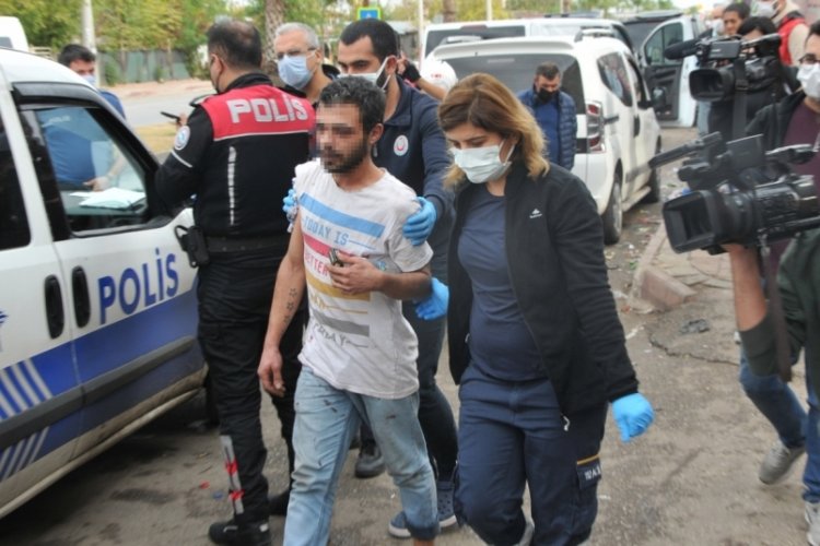 Antalya'da akılalmaz olay! Uyuşturucu anlaşmazlığında bı&ccedil;aklandı