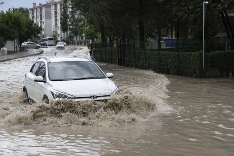 Meteoroloji'den Bursa ve bir&ccedil;ok ile yağış uyarısı