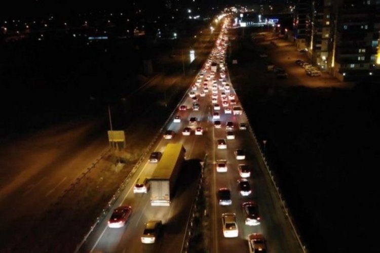 43 ilin ge&ccedil;iş g&uuml;zergahında trafik!