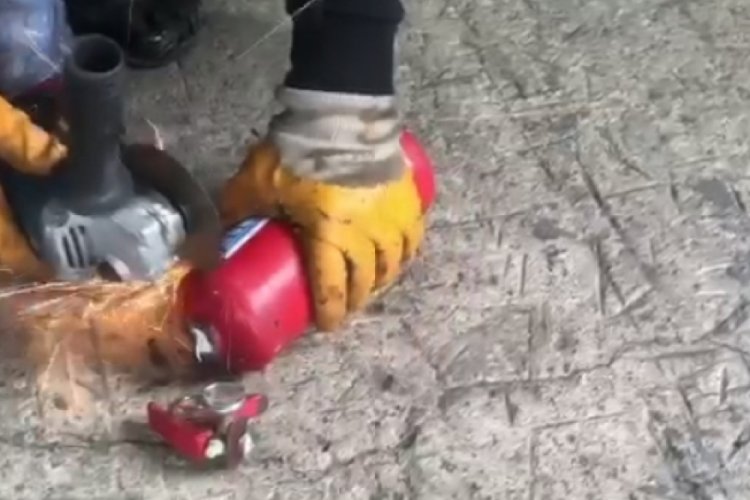 Tokat'ta yangın s&ouml;nd&uuml;rme t&uuml;p&uuml;nden uyuşturucu &ccedil;ıktı