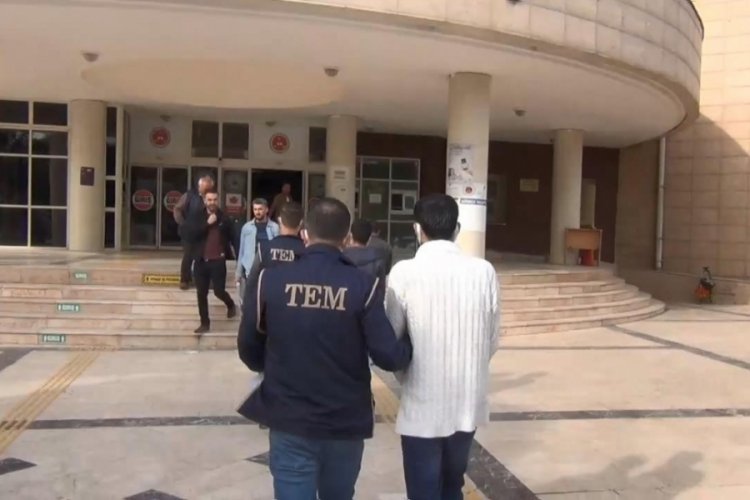 Şanlıurfa'da ter&ouml;r operasyonunda 3 kişiye tutuklama