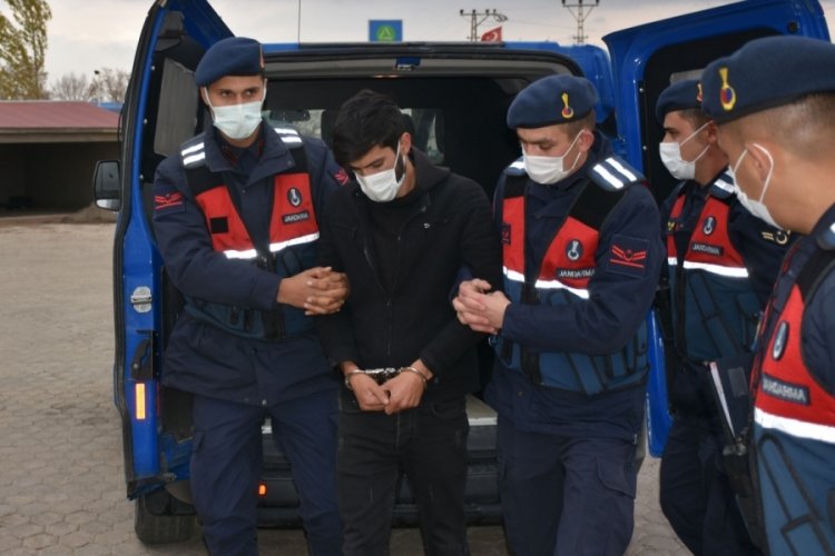 Sivas'ta komşusunu alacak tartışmasında &ouml;ld&uuml;rm&uuml;ş