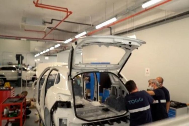 Yerli otomobil pistte! Dikkat &ccedil;eken o detay...