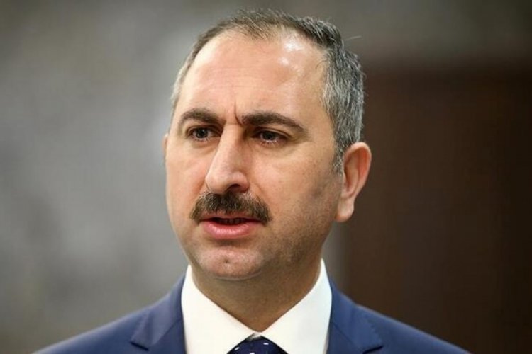 Bakan G&uuml;l'den 10 b&uuml;y&uuml;kel&ccedil;i a&ccedil;ıklaması: T&uuml;rkiye'ye kimse parmak sallayamaz