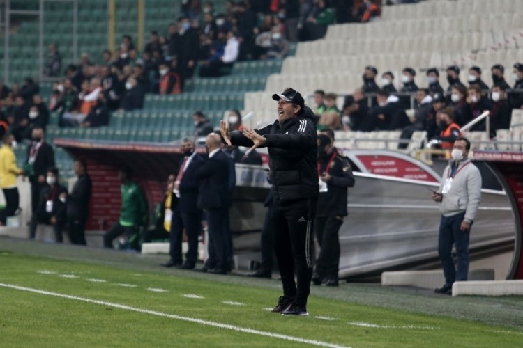 Teknik Direkt&ouml;r&uuml; Taşkın'dan Bursaspor taraftarına &ouml;vg&uuml; dolu s&ouml;zler