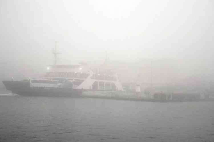&Ccedil;anakkale Boğazı yoğun sis nedeniyle &ccedil;ift y&ouml;nl&uuml; kapatıldı