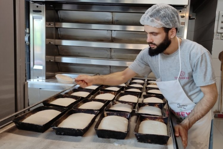 Bursa'da şeker hastaları i&ccedil;in zerde&ccedil;allı ekmek &uuml;retti