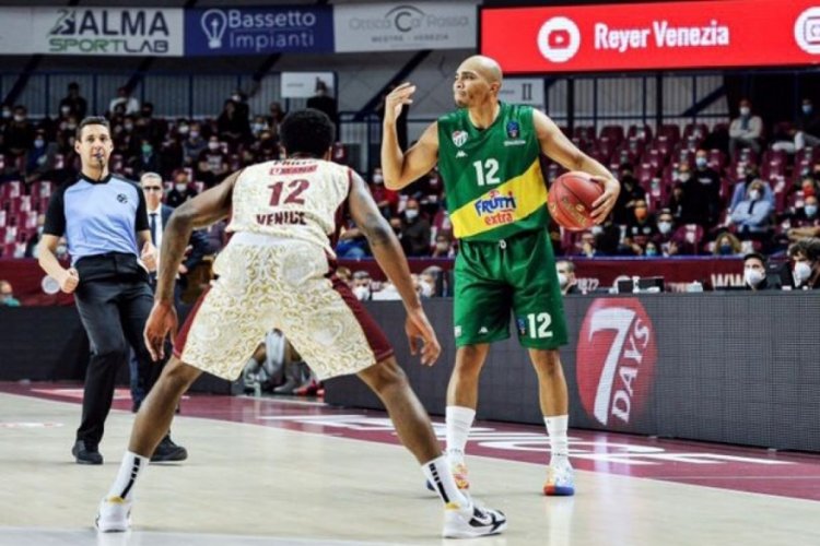 Frutti Extra Bursaspor'un Cedevita ma&ccedil;ı S Sport-2'de