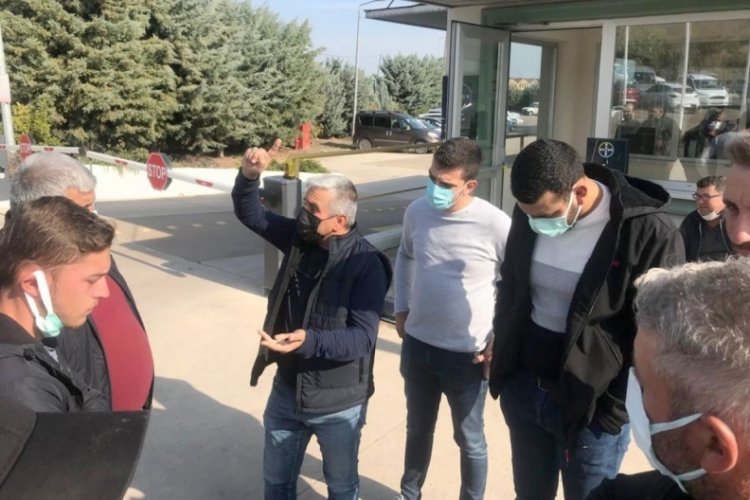 Bursa'da paralarını alamayan &uuml;reticiler eylemde