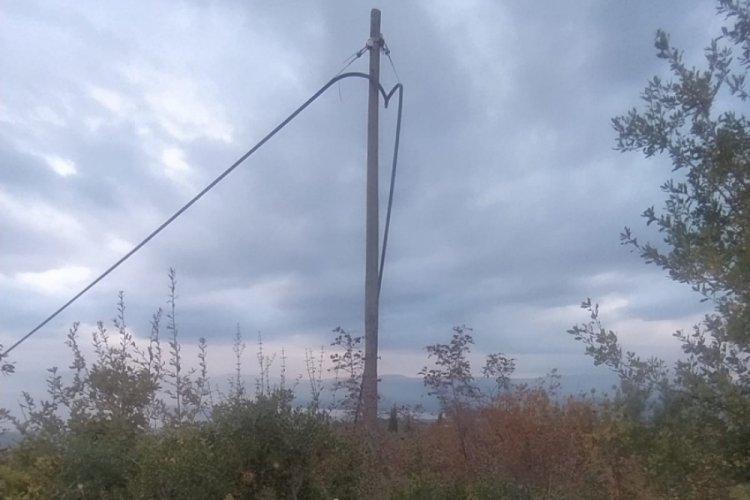 Bursa'da hırsızlar o mahallenin telefon kablolarına dadandı
