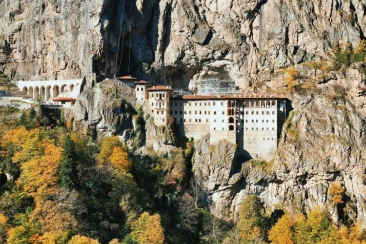 Trabzon'da S&uuml;mela Manastırı tekrar kapatıldı!