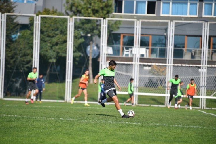 Bursaspor'da Kocaelispor ma&ccedil;ı hazırlıkları devam etti
