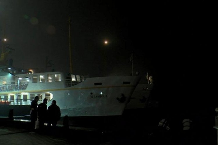 İstanbul'da deniz seferlerine sis engel oldu
