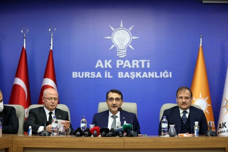 Bakan D&ouml;nmez, AK Parti Bursa İl Başkanlığı'nda a&ccedil;ıklamalarda bulundu