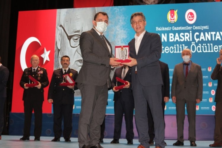 Balıkesir Gazeteciler Cemiyetinden İHA'ya 4 &ouml;d&uuml;l verildi