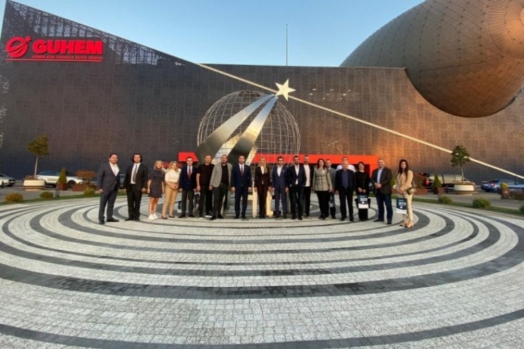 Bursa'da T&Uuml;GİAD Genel Başkanı &Ccedil;evikel konuştu: "Z kuşağının geleceği GUHEM'de"
