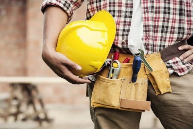 Bursa'da inşaattan d&uuml;şen iş&ccedil;i ağır yaralandı