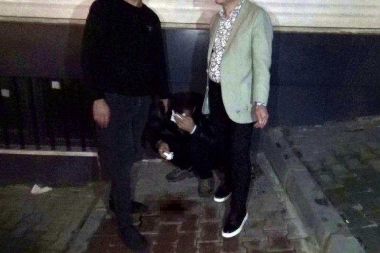 İstanbul Sultangazi'de tuzağa d&uuml;ş&uuml;r&uuml;len tacizciye meydan dayağı