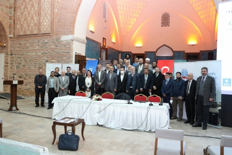 Hicri 7. y&uuml;zyıl el yazmaları Bursa'da konuşuldu