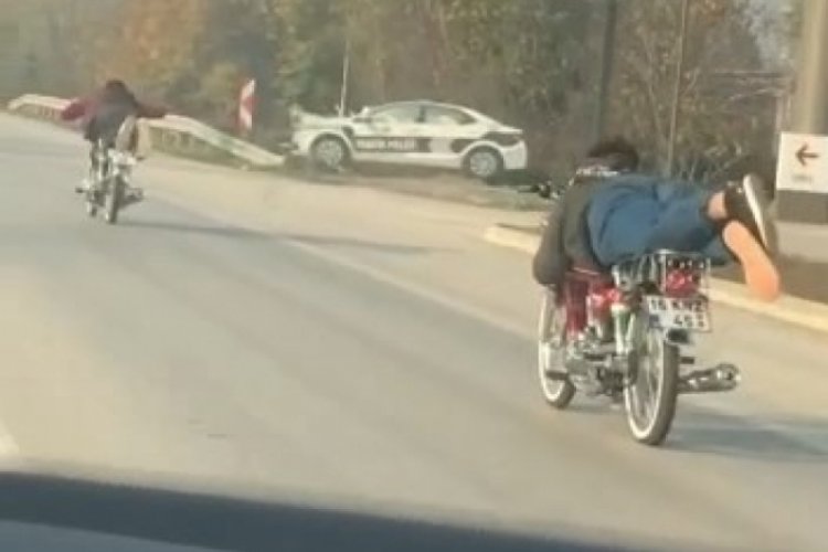 Bursa'da 'zig-zag'la &ouml;l&uuml;me meydan okudular