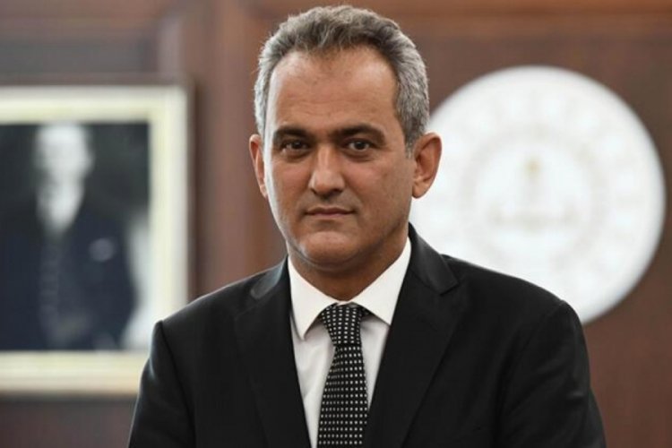 Milli Eğitim Bakanı &Ouml;zer, milli eğitim m&uuml;d&uuml;rleriyle toplandı