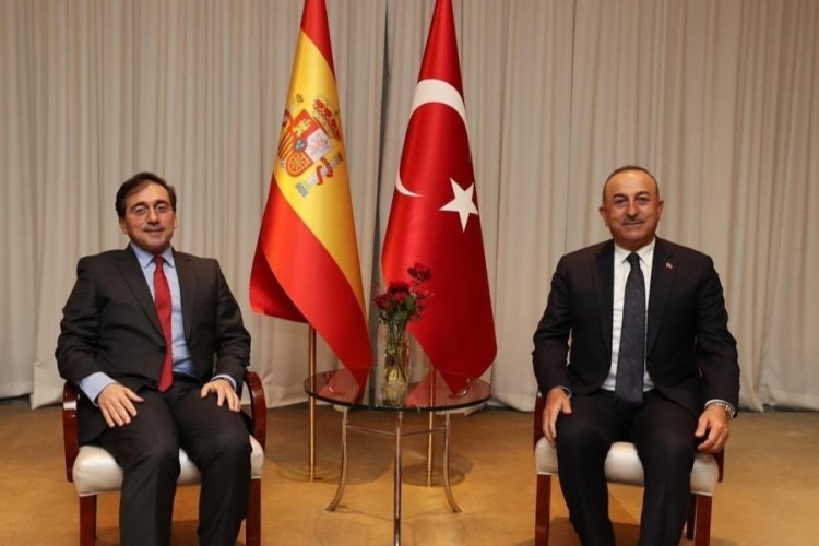 Dışişleri Bakanı &Ccedil;avuşoğlu, İspanyol mevkidaşıyla g&ouml;r&uuml;şt&uuml;