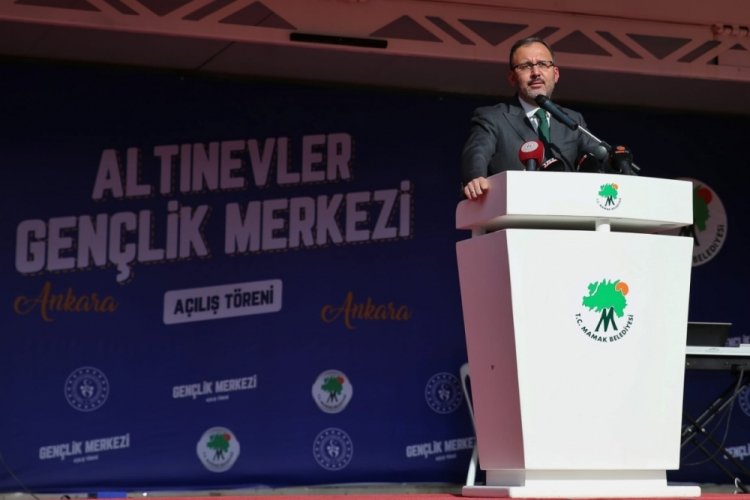 Bakan Muharrem Kasapoğlu Altınevler Gen&ccedil;lik Merkezi'nin a&ccedil;ılışını yaptı
