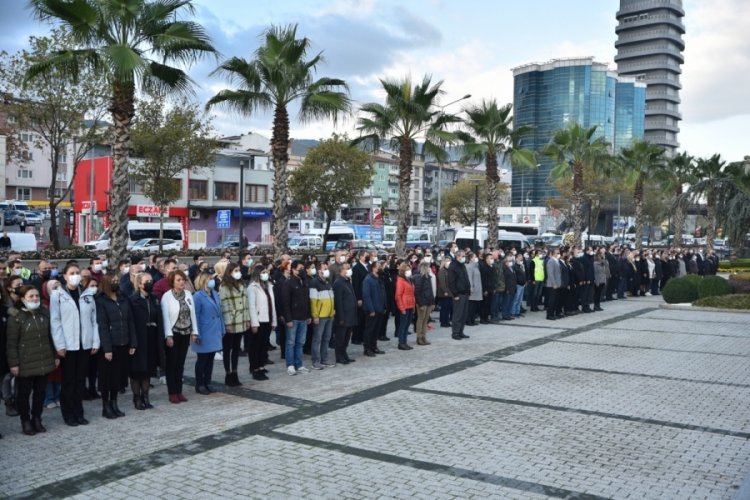 Bursa'da Dolmabah&ccedil;e'den Anıtkabir'e Ata'nın son yolculuğu