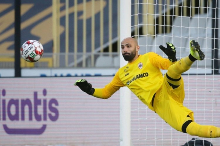 Kaleci Sinan Bolat'a Gent'ten transfer izni &ccedil;ıkmadı!