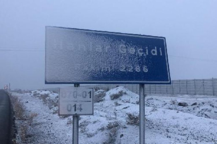 Kars'ta Hanlar Ge&ccedil;idi beyaza b&uuml;r&uuml;nd&uuml;