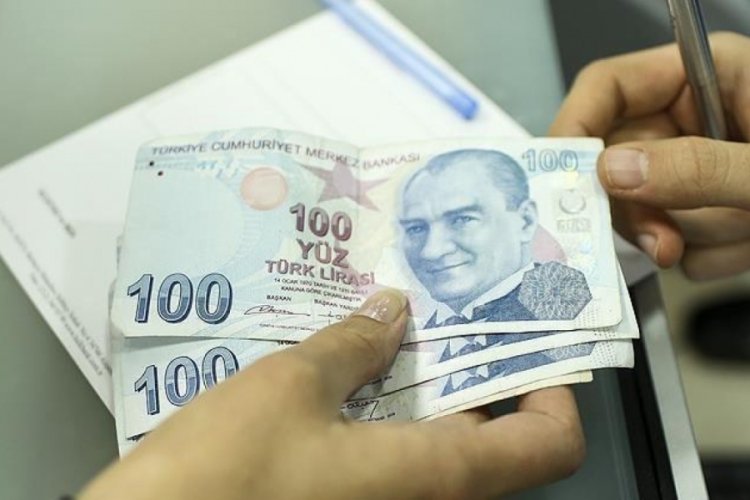 Milyonlarca kişiyi ilgilendiriyor! Emeklilikte yaşa takılanlar i&ccedil;in &ccedil;&ouml;z&uuml;m arayışı...