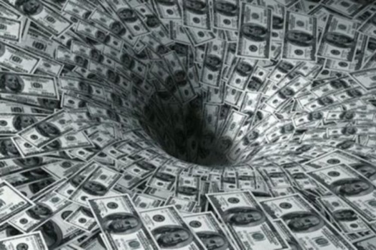 Cari denge 1,65 milyar dolar fazla verdi