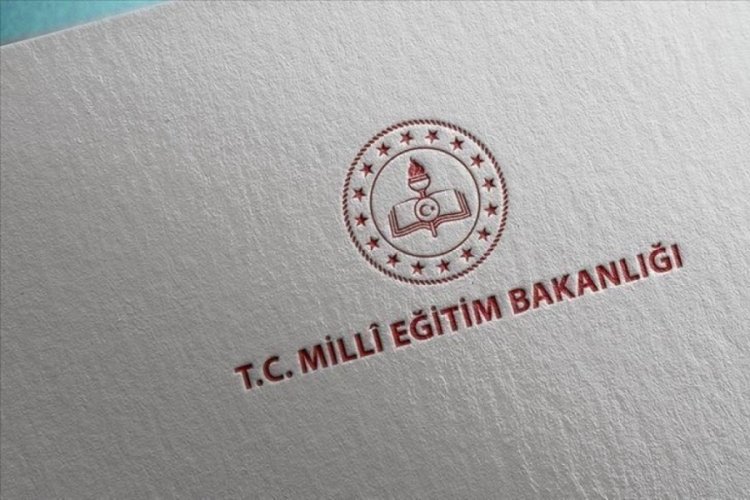 Mezuniyet i&ccedil;in 8 d&ouml;nem şartı kalktı