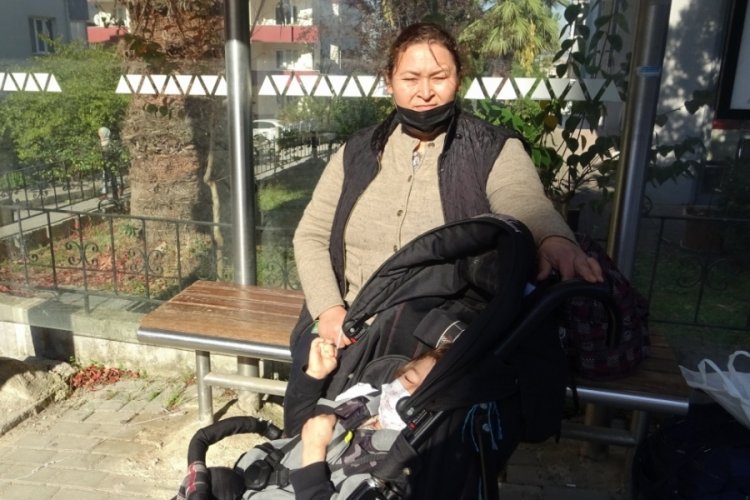 Bursa'da engelli oğlu ile otob&uuml;se alınmayan o anne konuştu