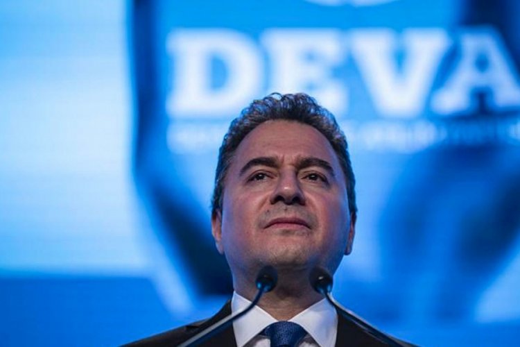 Eski Ekonomi Bakanı Babacan, doların 10 lirayı aşmasının ardından Erdoğan'ın s&ouml;zlerini hatırlattı: Kahroluyorum