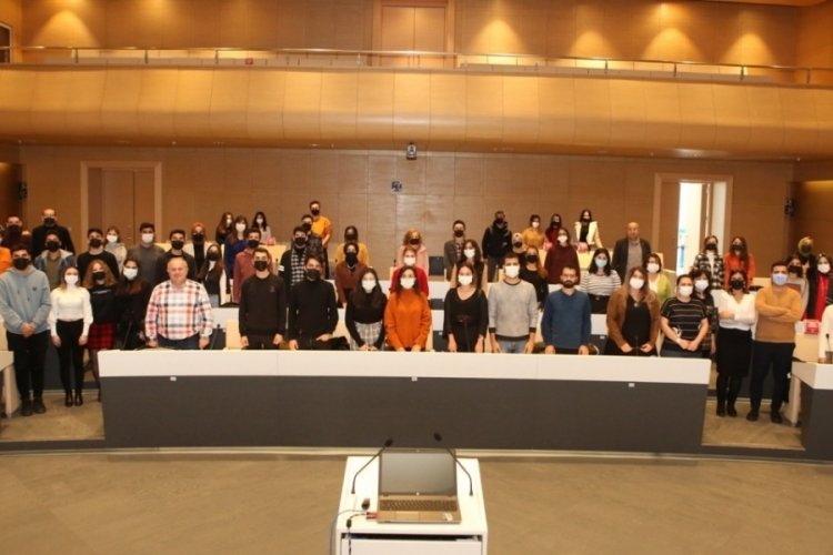 Bursa'da geleceğin mimarları Nil&uuml;fer'de bilgilendi