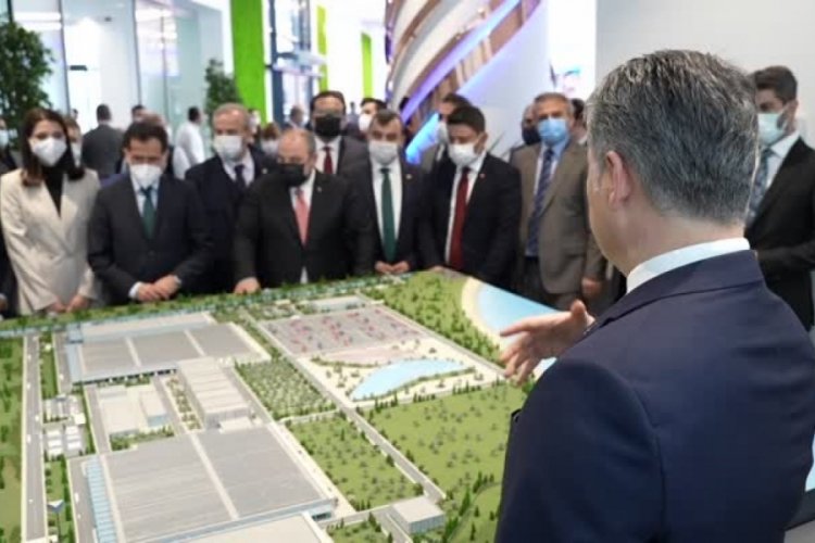 Bakan Mustafa Varank TOGG'u ziyaret etti