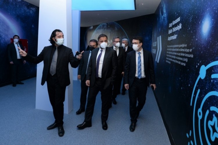 Cumhurbaşkanlığı Dijital D&ouml;n&uuml;ş&uuml;m Ofisi Başkanı Dr. Ali Taha Ko&ccedil; GUHEM'i ziyaret etti