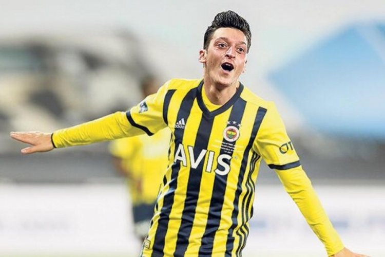 Mesut &Ouml;zil'den Fenerbah&ccedil;e i&ccedil;in flaş a&ccedil;ıklama!