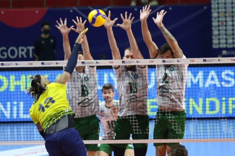 Bursa B&uuml;y&uuml;kşehir Belediyespor: 1 - Fenerbah&ccedil;e HDI Sigorta: 3