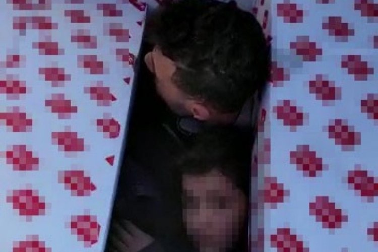 Tır dorsesine saklanan ka&ccedil;ak g&ouml;&ccedil;menler yakalandı