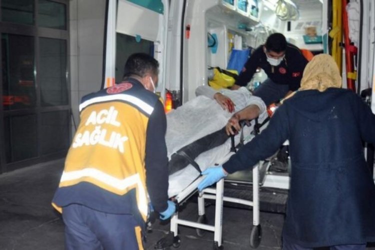 Eski sevgilisiyle konuşmaya gitti, kanlar i&ccedil;inde kaldı