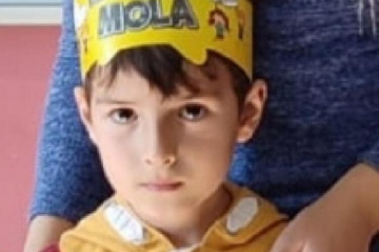 Kraker yiyip video izleyen 7 yaşındaki Muzaffer'in ani &ouml;l&uuml;m&uuml;